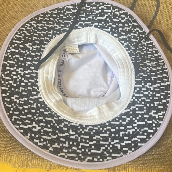 ✌️Dutch Bros Coffee Purple Summer Sun Bucket Hat "GUARANTEED TO SATISFY" - Picture 6 of 7